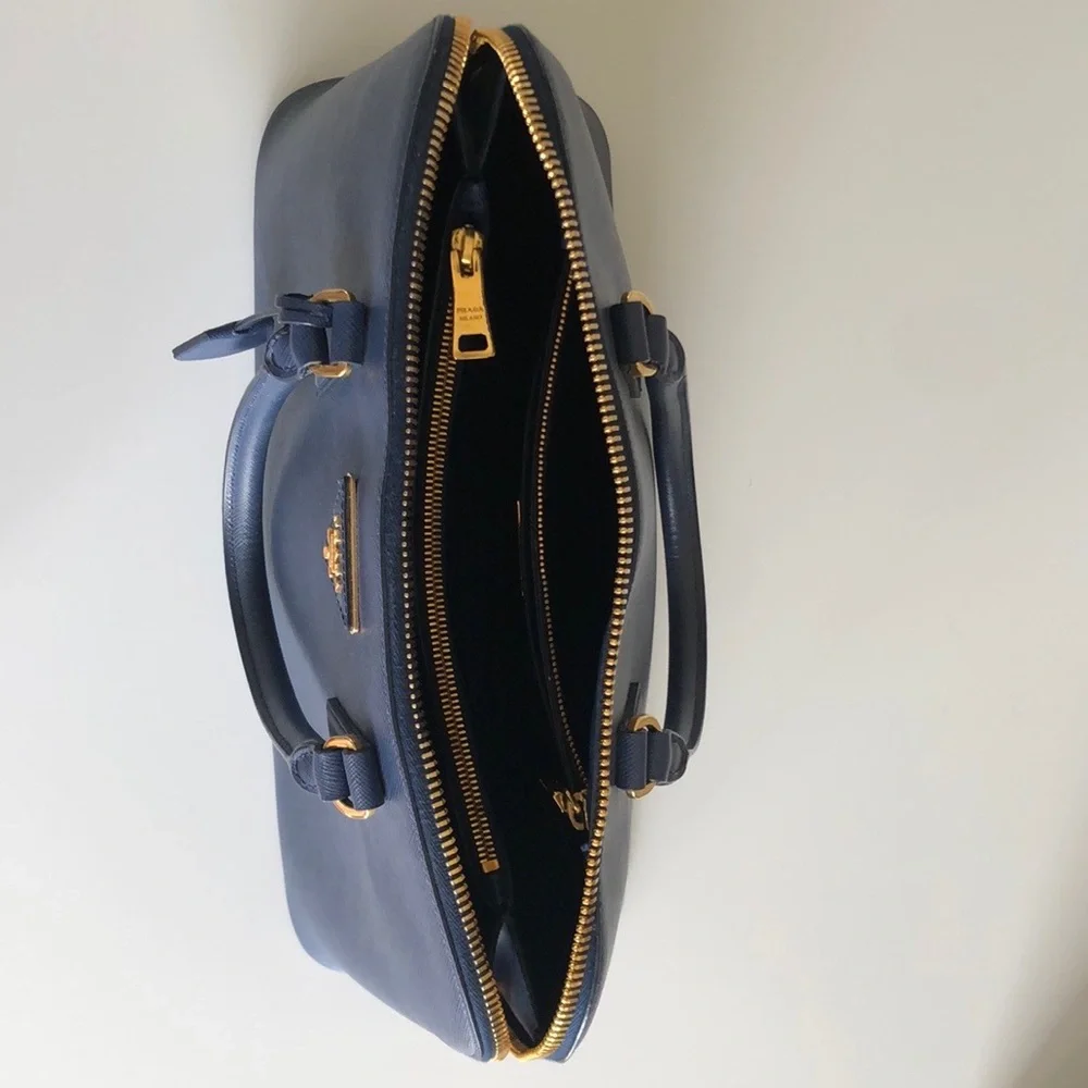 PRADA authentic blue saffiano luxe leather small satchel - Picture 7 of 11